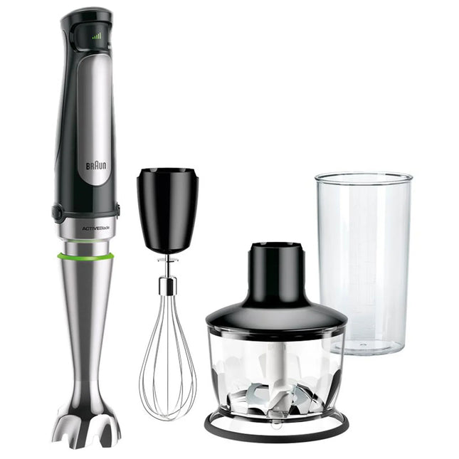 Stavmixer från Braun med tillbehör, visp, hackare och bägare på vit bakgrund, Nordic Cookware