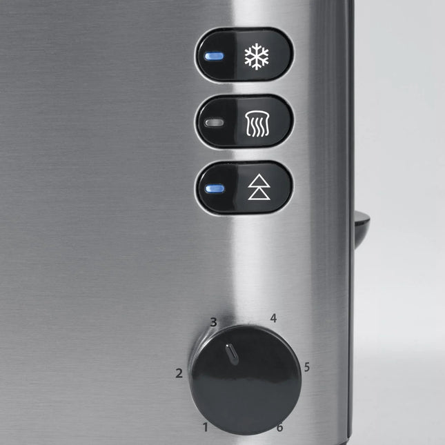 Närbild på rostfri brödrost från Nordic Cookware med funktionsknappar och ratt