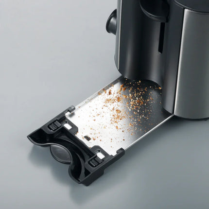 Brödrost från Nordic Cookware med utdragbar smulbricka i rostfritt stål