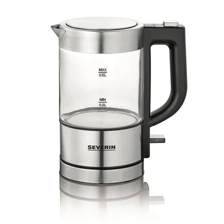 Elektrisk vattenkokare i glas och rostfritt stål från Severin, modern köksdesign.