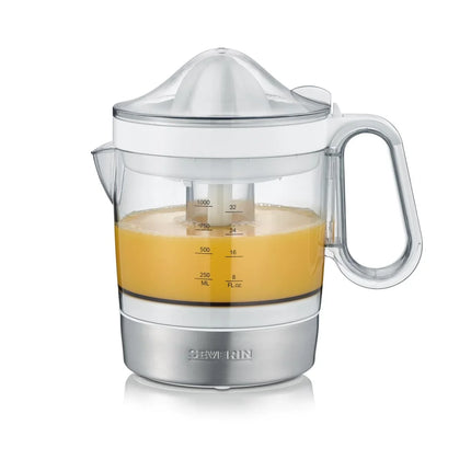 Elektrisk citruspress Severin med juice i behållare, köksapparat från Nordic Cookware