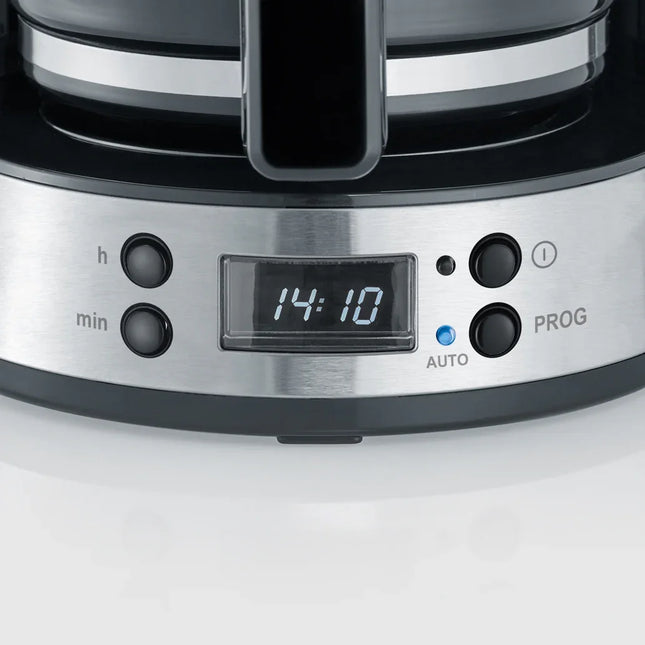 Digital display och kontrollpanel på en modern kaffebryggare, Nordic Cookware kökstillbehör