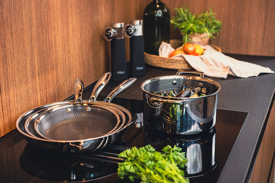 Hâws Santo hybrid coating gryta med lock 2,2 L