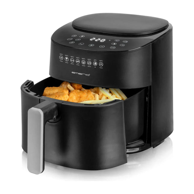 Svart airfryer med digital panel, pommes frites och nuggets, Nordisk köksutrustning