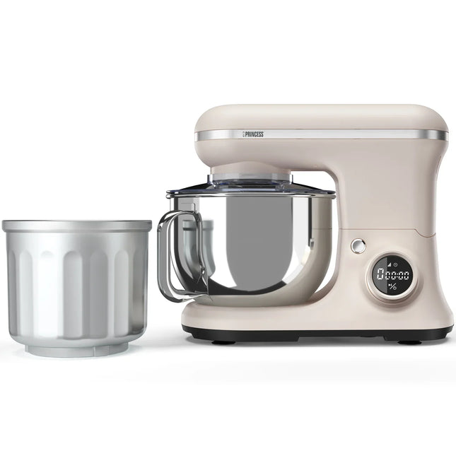 Köksmaskin i beige med rostfri bunke, extra tillbehör, Nordic Cookware köksutrustning