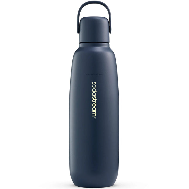 Mörkblå Sodastream-vattenflaska med lock, stilren design, Nordic Cookware