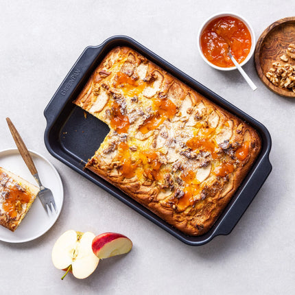 Svart keramisk rektangulär kakform 33 cm x 22,5 cm