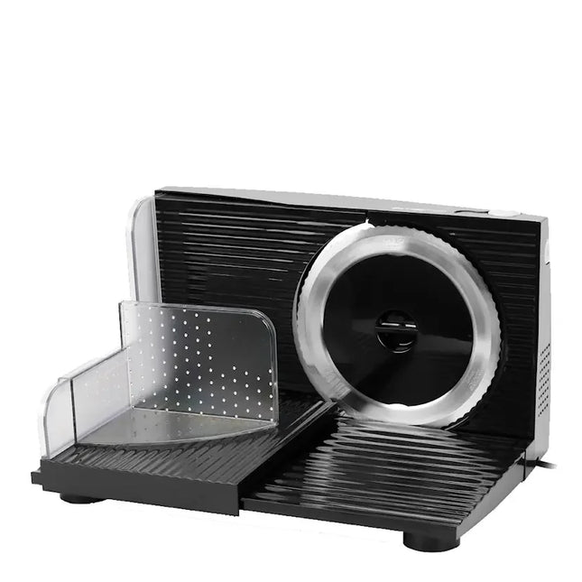 Svart köksskärmaskin från Nordic Cookware med rostfri cirkelskiva, modern design.