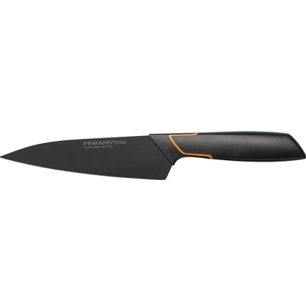 Fiskars kökskniv med svart blad och ergonomiskt handtag, nordisk design, Nordic Cookware