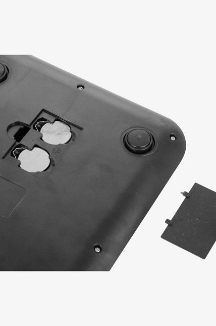 Baksida av digital köksvåg med öppet batterifack, Nordic Cookware