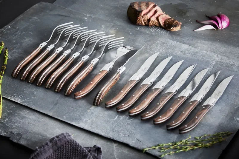 Laguiole By Hâws grillbestick 16 delar med handtag i wengéträ