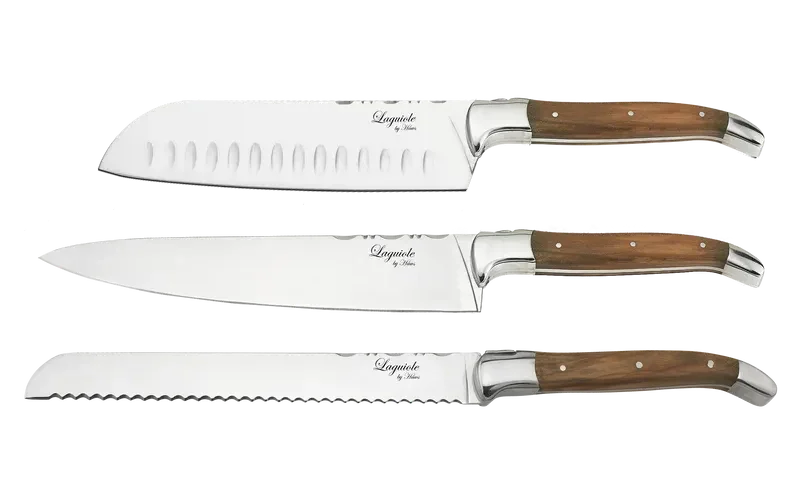 Laguiole By Hâws kockknivset med 3 knivar i olivträ och skärbräda i bambu