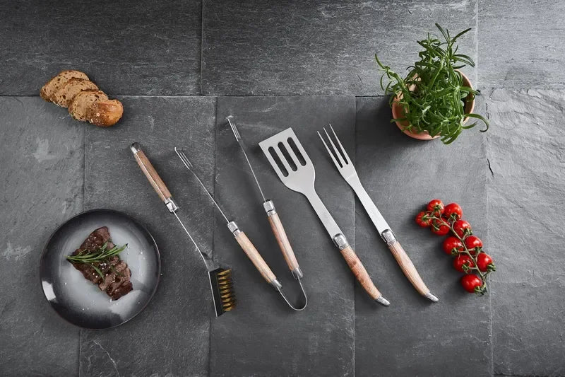 Laguiole By Hâws BBQ-set med 4 delar, handtag i ekträ