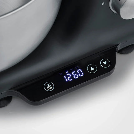 Digital köksvåg från Nordic Cookware med rostfri skål och LED-display, visar 1260 gram